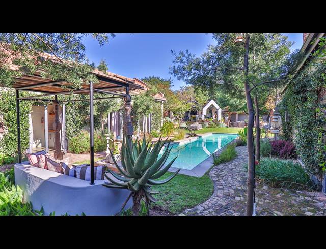 13 BEDROOM HOUSE FOR SALE IN KYALAMI
